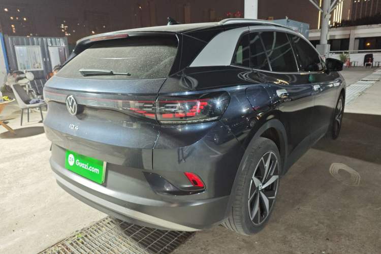 Used Volkswagen ID.4 CROZZ 2021 Long-Range PRO Two-Wheel Drive Version
