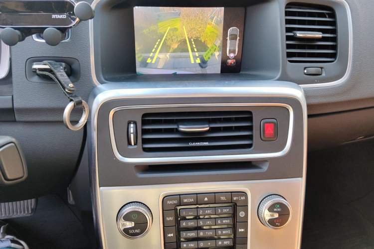 Used Volvo S60 2018 S60L T5 Intelligent Drive Progressive Edition