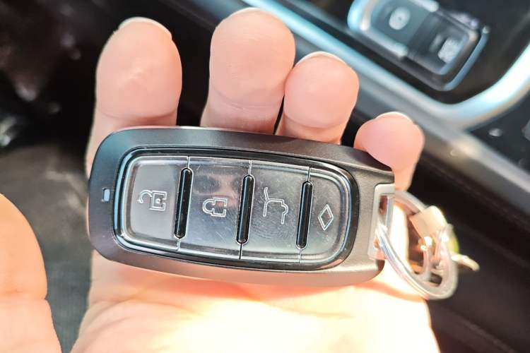 Used GAC Trumpchi GS8 2017 320T Four-Wheel Drive Luxury Smart Connectivity Version (7 Seats)
