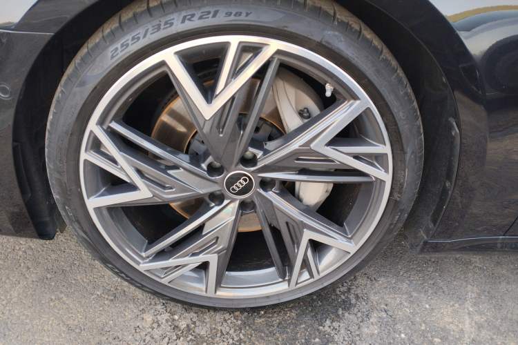 Used Audi A7L 2023 55 TFSI quattro S-line Black Warrior Edition
