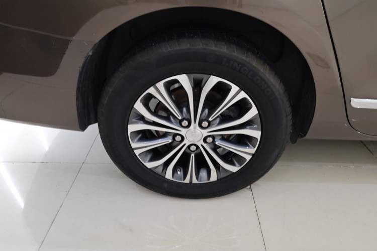 Used Buick GL8 2021 Land Cruiser Executive 652T Premium Model
