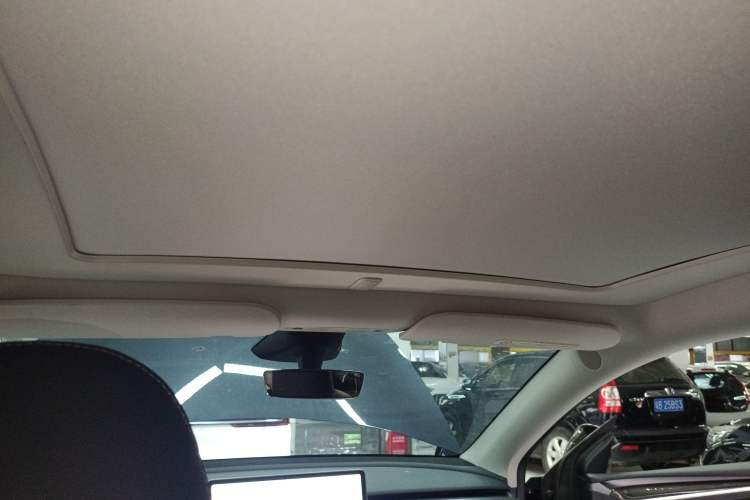 Used Tesla Model Y 2024 Rear-Wheel-Drive Version
