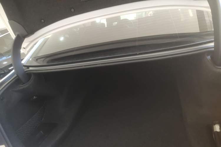 Used BMW 5 Series 2018 525Li Luxury Package