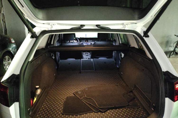 Used Volkswagen Variant 2021 2.0T Comfort Edition