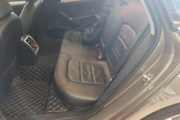 Used Volkswagen Passat 2014 1.8TSI DSG Prestige Edition
