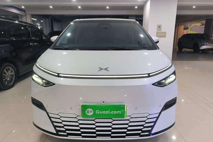 Used XPeng X9 2024 702 Ultra-Long Range Max
