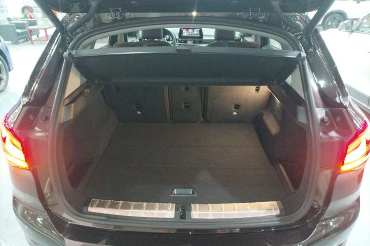 Used BMW X1 2021 sDrive25Li Leading Model
