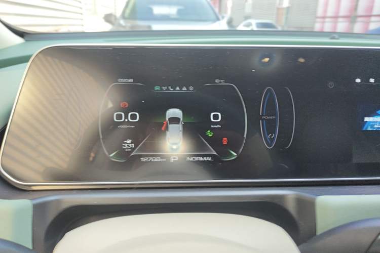 Used ORA Good Cat 2023 401 km Standard Range Prestige Version Lithium Iron Phosphate