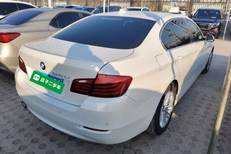 Used BMW 5 Series 2014 525Li Leading Model
