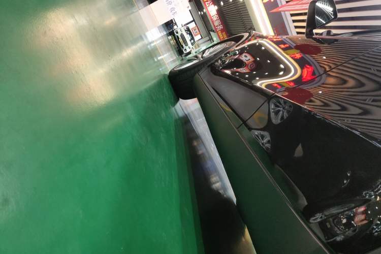 Used Tesla Model Y 2023 Long-Range All-Wheel-Drive Version
