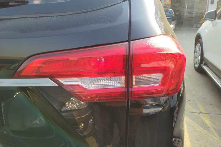 Used Haval M6 2019 1.5T DCT Two-Wheel Drive Elite Version China VI Standard
