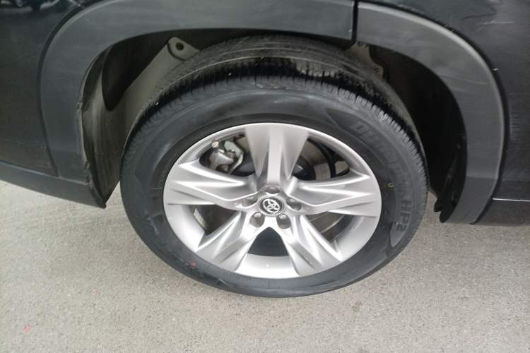 Used Toyota Highlander 2021 2.0T Four-Wheel Drive Luxury Edition 7 Seats