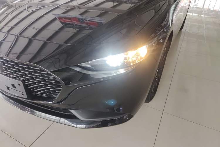 Used Mazda Mazda 3 Axela 2023 1.5L Manual ZhiMei Edition
