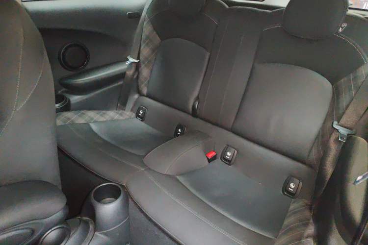 Used  MINI 2019 1.5T COOPER Classic Edition