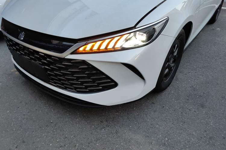 Used BYD Qin PLUS 2025 DM-i Smart Drive 55KM Leading Model