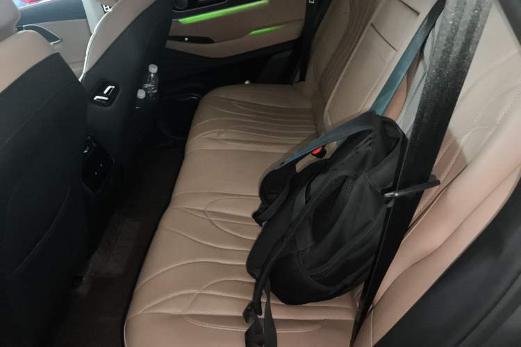 Used Chery Tiggo 8 L 2024 2.0T Two-Wheel Drive Prestige Version 5 Seats