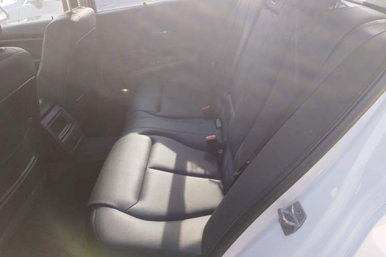 Used BMW 3 Series 2016 316Li Fashion Model
