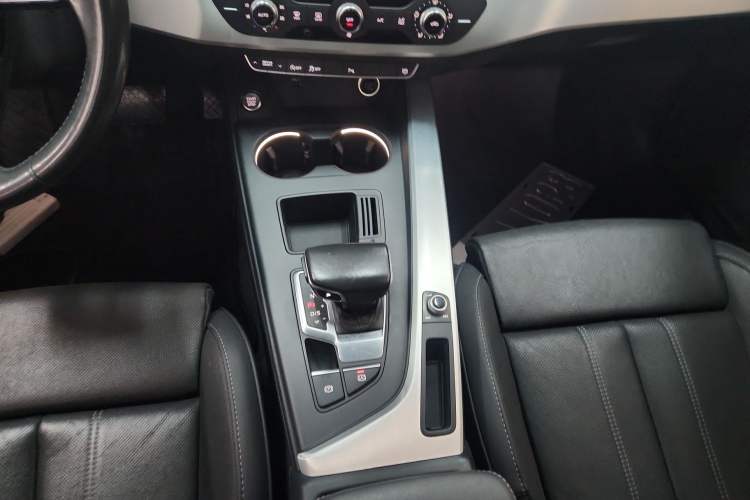 Used Audi A4L 2020 40 TFSI Fashion Dynamic Model