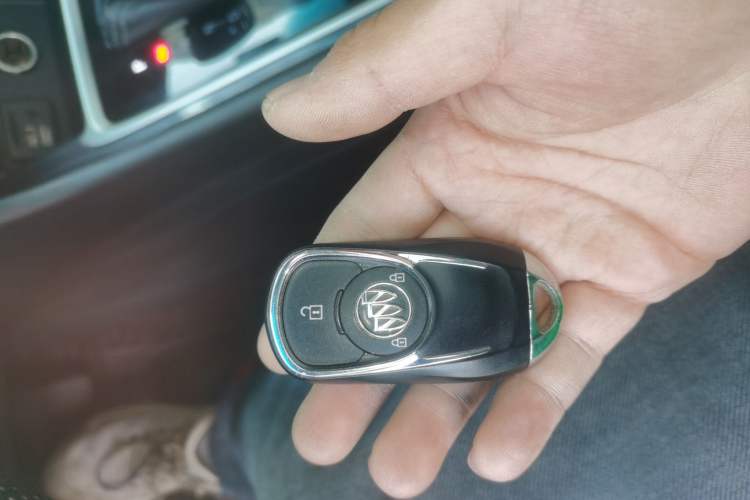 Used Buick GL6 2019 18T 6-Seater Connected Luxury Version China VI Standard
