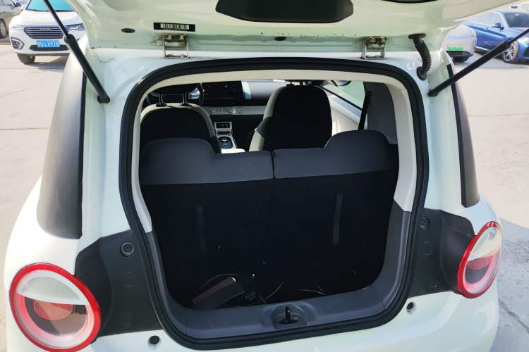 Used  Lumin 2023 301km Honey Dew Edition
