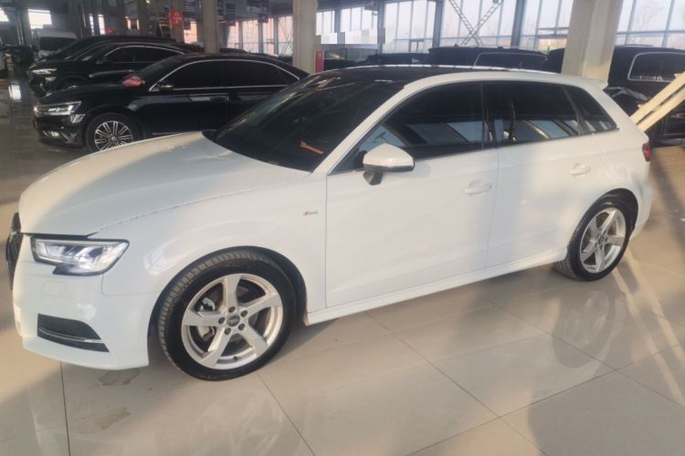 Used Audi A3 2019 Sportback 35 TFSI Fashion Edition China VI Emission Standard
