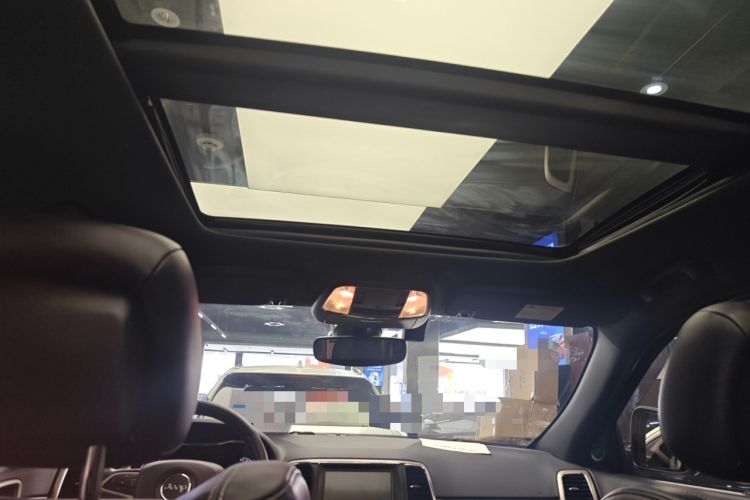 Used  Grand Cherokee (Import) 2016 3.0L Elite Navigation Edition
