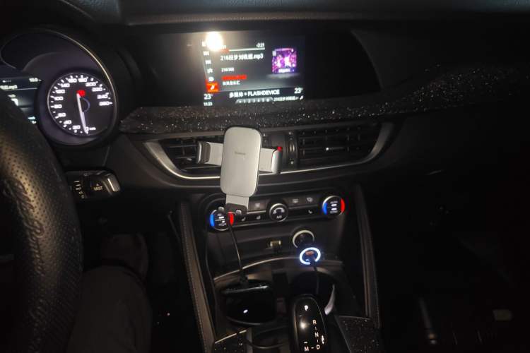 Used Alfa Romeo Stelvio 2017 2.0T 200HP Luxury Edition