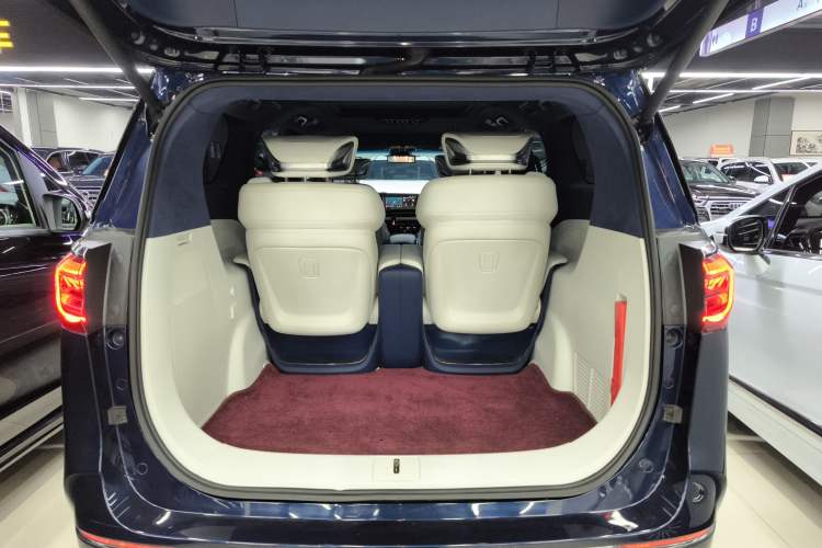 Used Buick GL8 2020 Avenir Avia Four-Seat Luxury Edition
