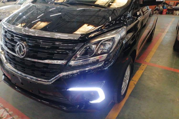 TDK.VehicleDetails.img