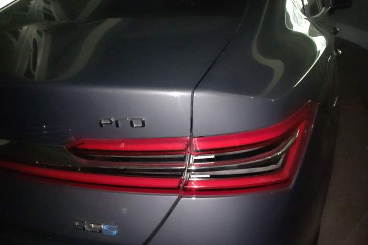 Used BYD Qin Pro New Energy 2019 DM Super Edition 1.5TI Automatic Smart Connect Prestige Model China VI Standard
