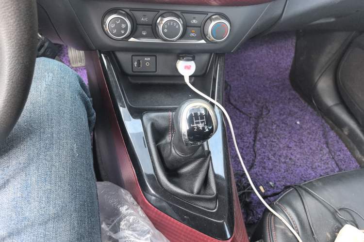 Used Nissan Lannia 2016 1.6L Manual Cool Edition