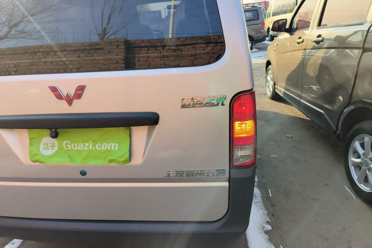 Used Wuling Zhiguang 2023 1.5L Practical Version 5/7 Seats