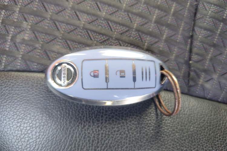 Used Nissan Tiida 2019 1.6L CVT Smart Drive Version China VI Standard
