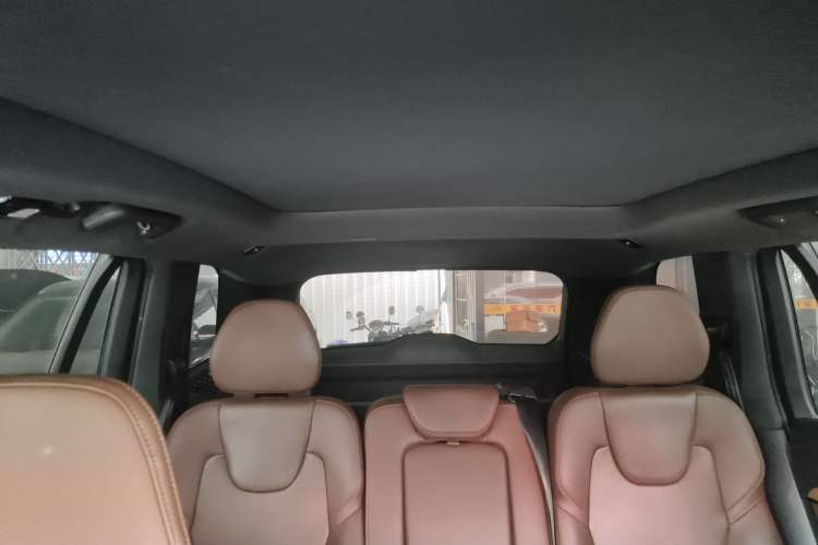 Used Volvo XC90 2023 B5 SmartDrive Luxury Edition 5 Seats