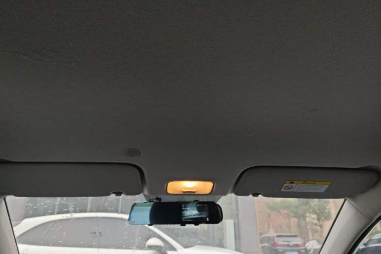 Used Kia kx1 Stonic 2021 1.4L CVT Fun Edition
