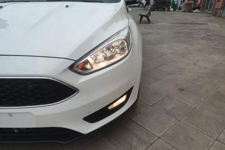 Used Ford Focus 2015 Hatchback 1.6L Automatic Comfort Model
