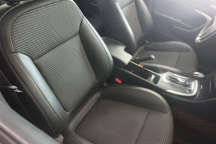 Used Buick Regal 2015 1.6T Leading Technology Model
