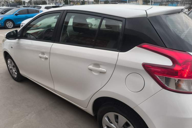 Used Toyota YARiS L 2015 1.5E Automatic Charm Edition