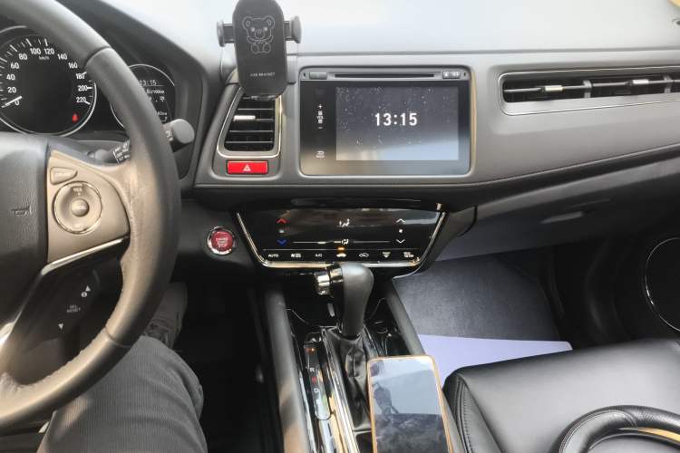 Used Honda Vezel 2015 1.8L CVT 2WD Luxury Model