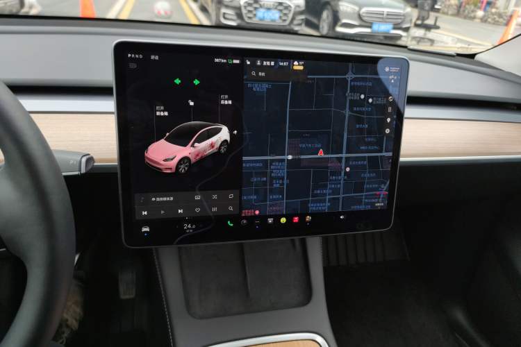 Used Tesla Model Y 2021 Long-Range All-Wheel-Drive Version 3D7