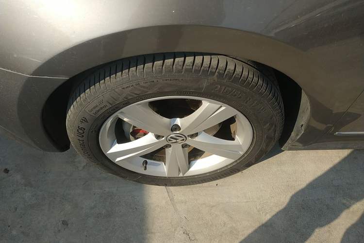 Used Volkswagen Passat 2014 1.8TSI DSG Prestige Edition
