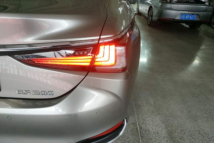 Used Lexus ES 2020 200 Excellence Edition