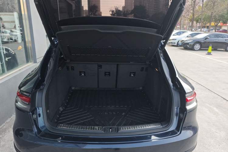 Used Porsche Macan 2018 Macan 2.0T