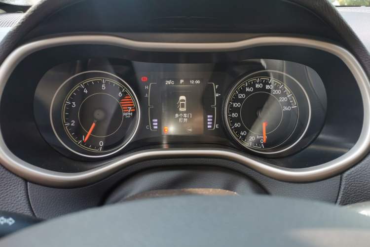 Used  Cherokee 2016 2.4L Professional Edition