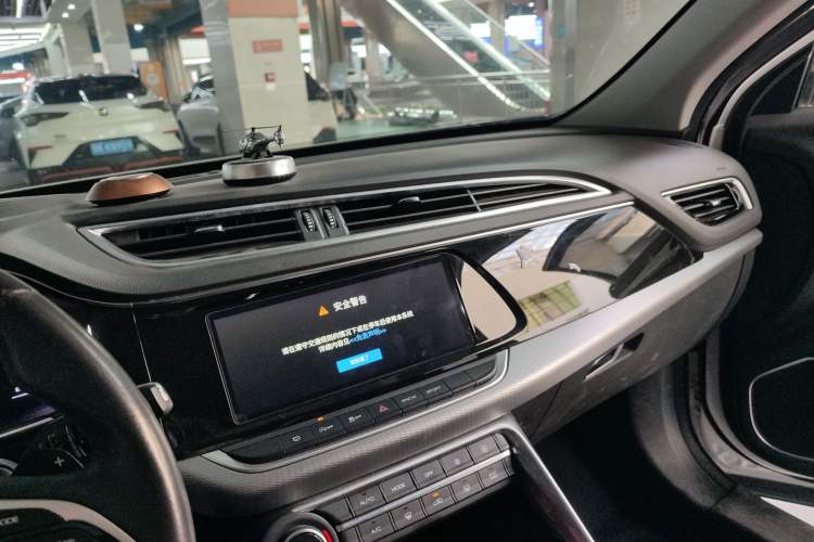 Used Dongfeng Aeolus AX7 2020 1.6T Automatic AI Navigation Model China VI Standard
