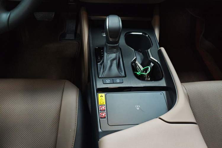 Used Lexus ES 2025 200 Premium Edition