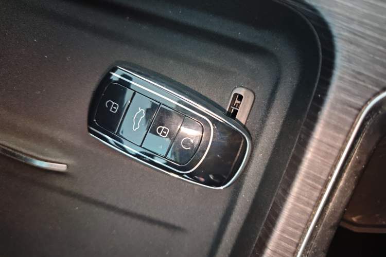 Used Chery Explore 06 2023 Yoye Edition 1.6T Two-Wheel Drive Explore Wild