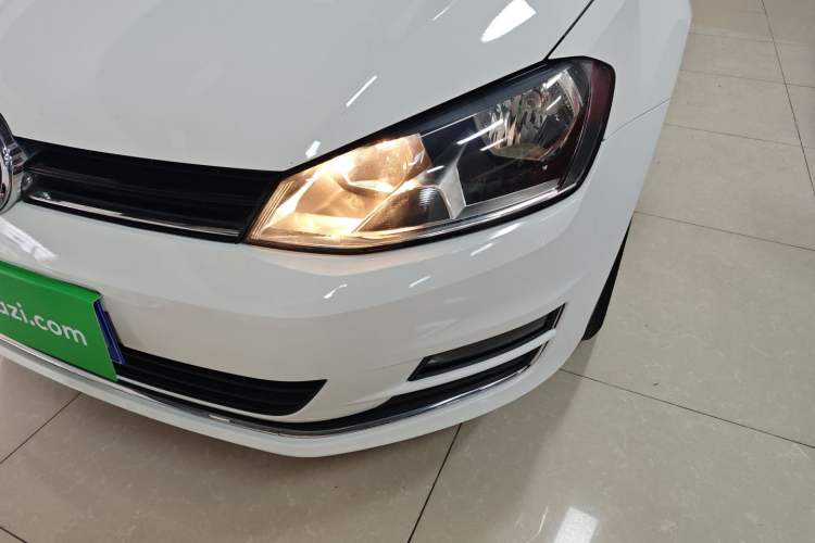 Used Volkswagen Golf 2016 1.6L Automatic Fashion Model