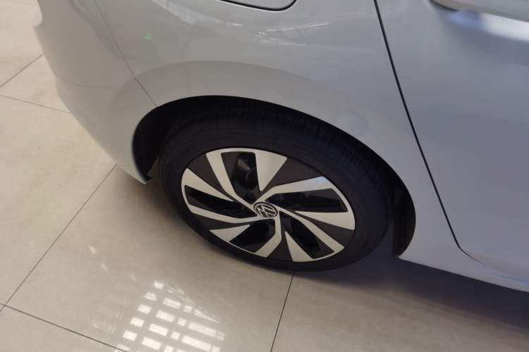 Used Volkswagen Golf 2025 300TSI Pro
