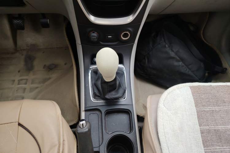 Used Geely Auto Vision 2015 1.3T Manual Luxury Model
